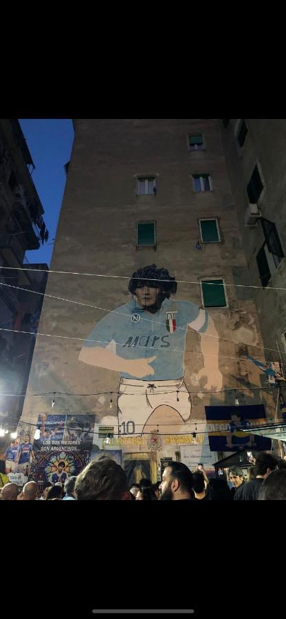 Готель Cuore Di Napoli Екстер'єр фото