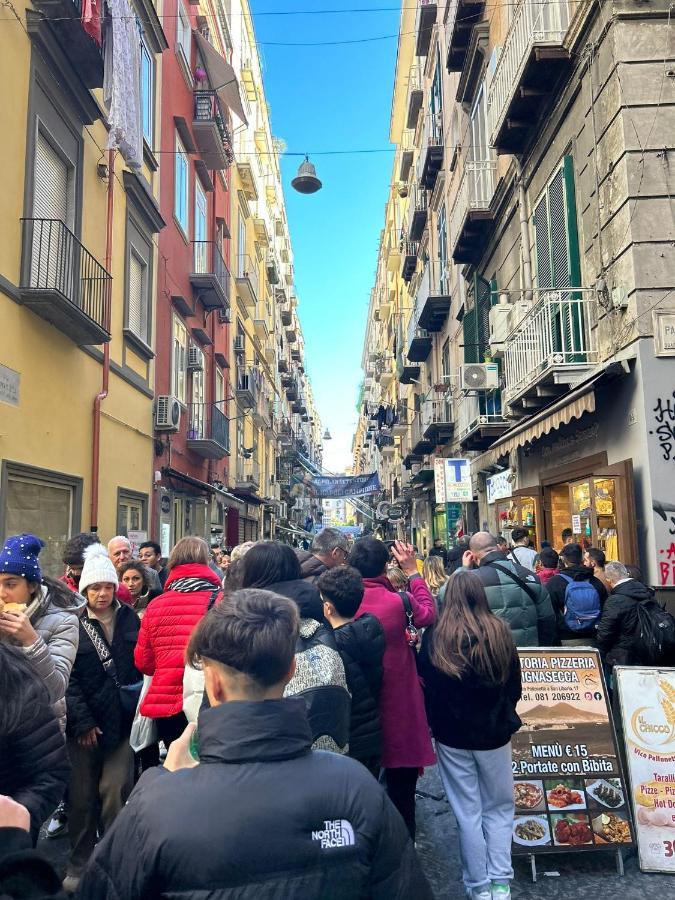 Готель Cuore Di Napoli Екстер'єр фото