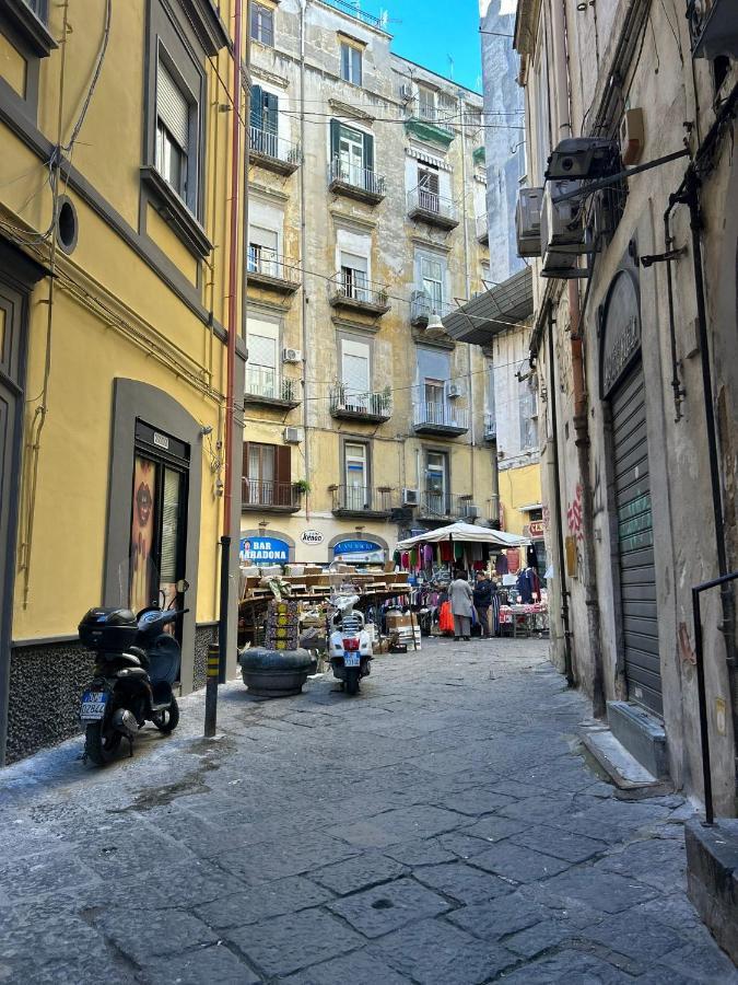 Готель Cuore Di Napoli Екстер'єр фото