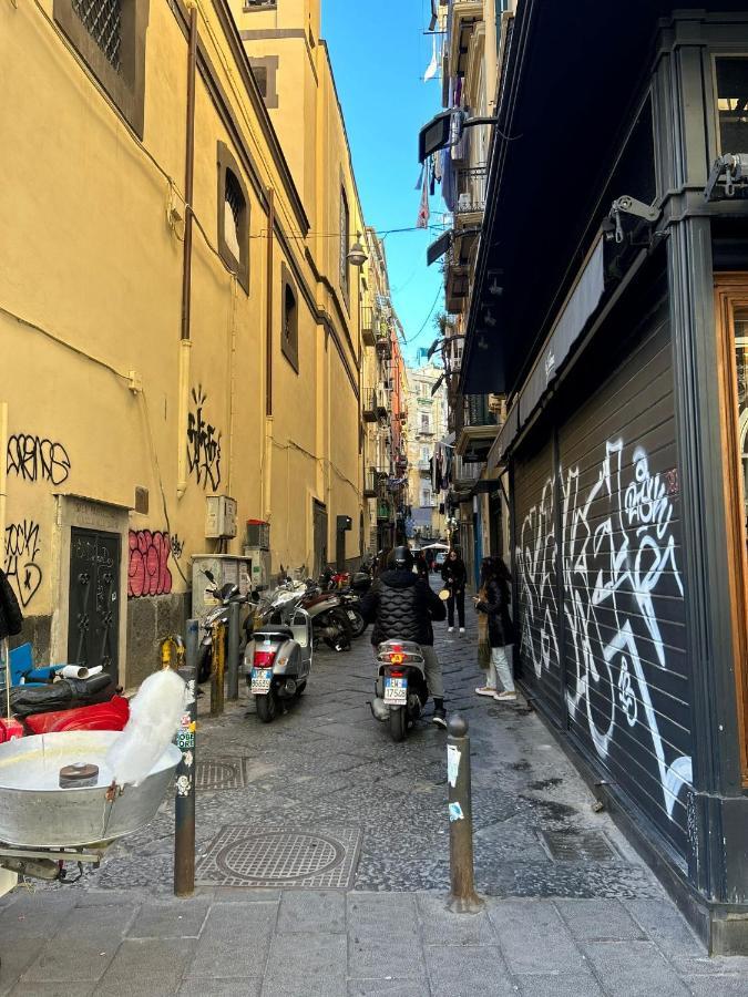 Готель Cuore Di Napoli Екстер'єр фото