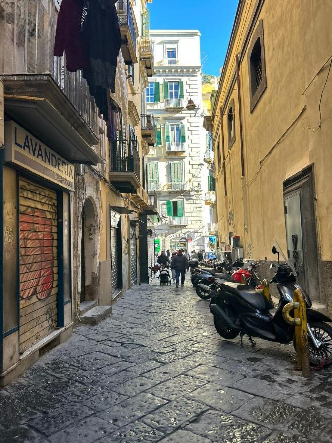 Готель Cuore Di Napoli Екстер'єр фото