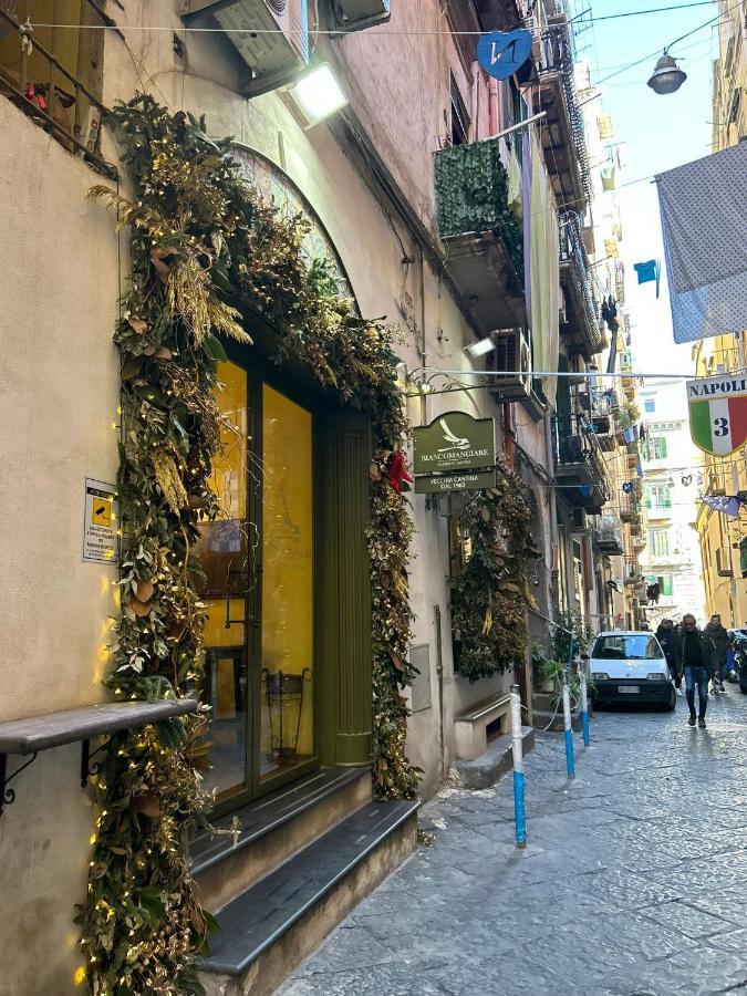 Готель Cuore Di Napoli Екстер'єр фото